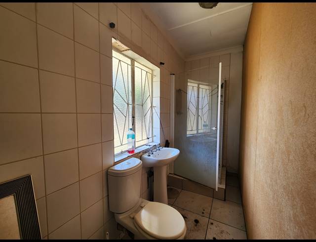 3 BEDROOM HOUSE FOR SALE IN THREE RIVERS